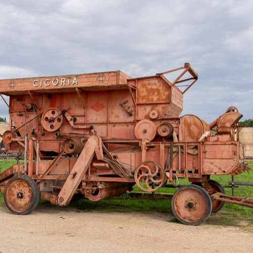 Laterza - Ancienne batteuse