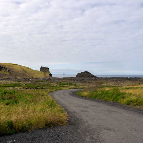Atlantic ocean & lava rocks