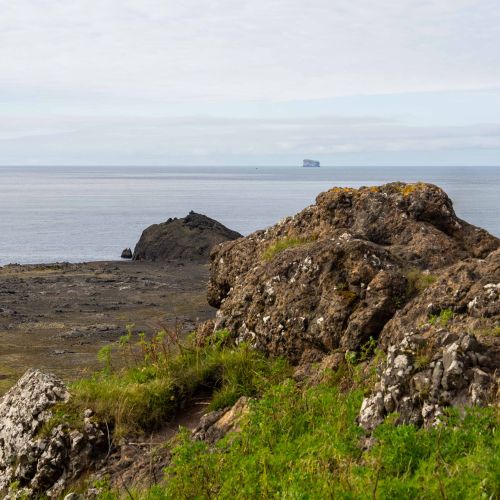 Atlantic ocean & lava rocks
