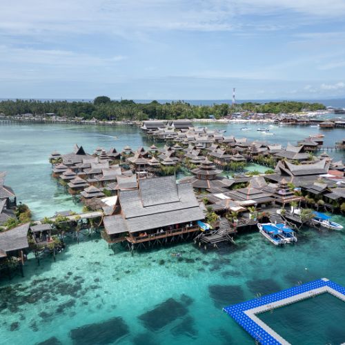 Mabul Water Bungalow Resort