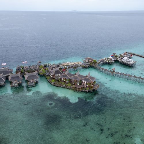 Mabul Water Bungalow Resort