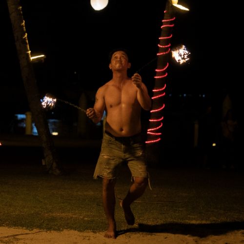 Welcome diner fire show