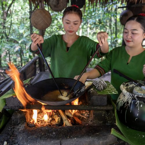 Mari Mari Cultural Village